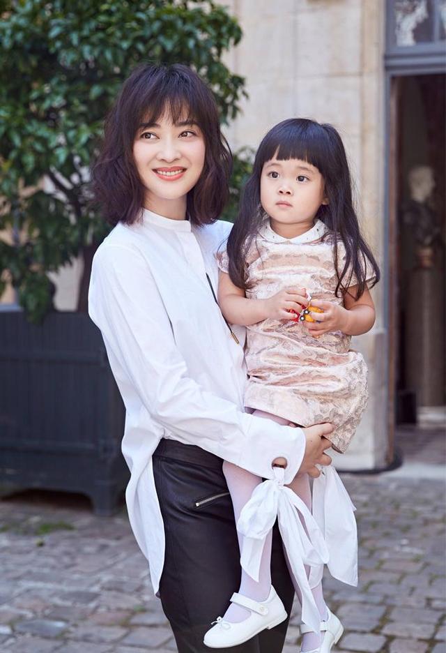 梅婷最新短发发型图,梅婷短发的发型