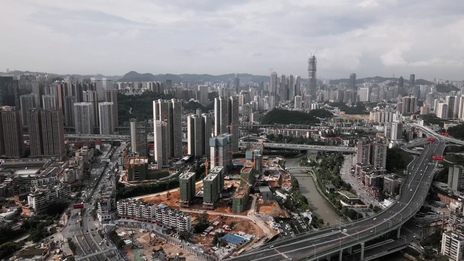 融创九璟湾洋房最新价格,融创九璟湾花园洋房一楼带花园