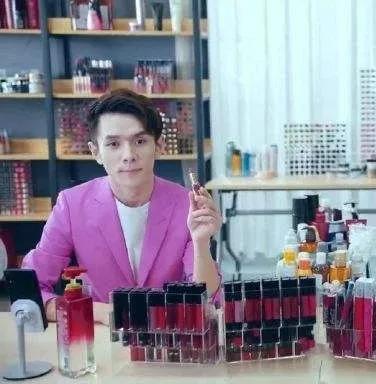 从几十到几百的粉丝,从几十粉丝到2w多铁粉