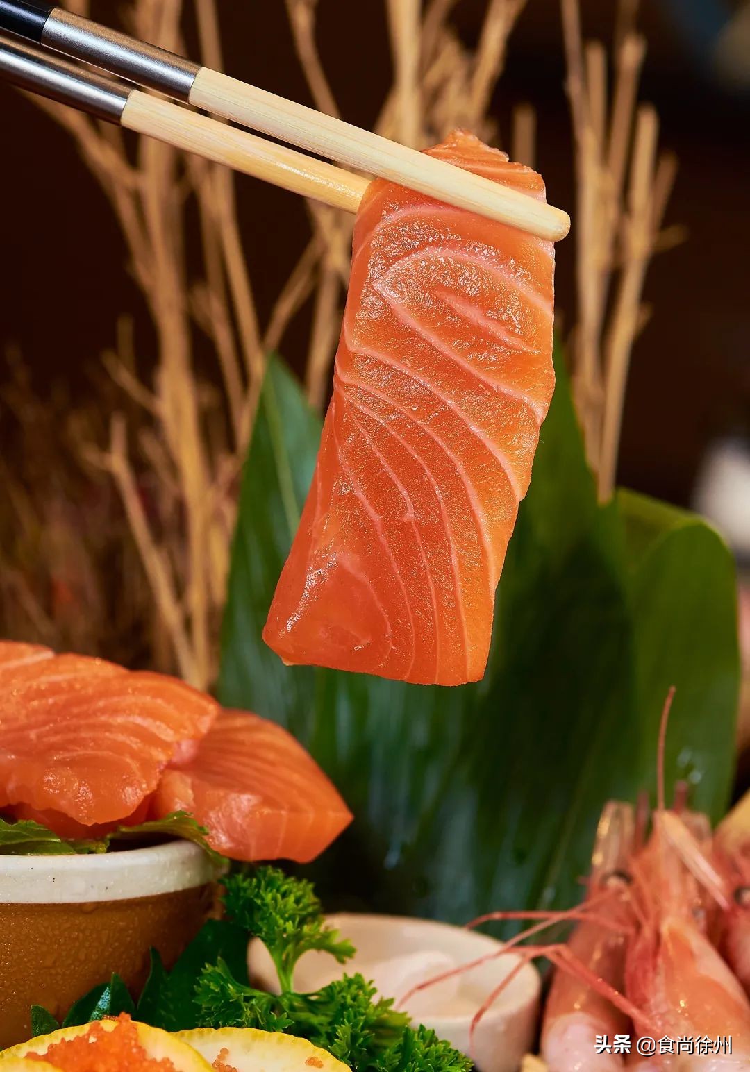 徐州张柏芝一秒到日本？其实正在吃日料，和服免费穿，过足cos瘾