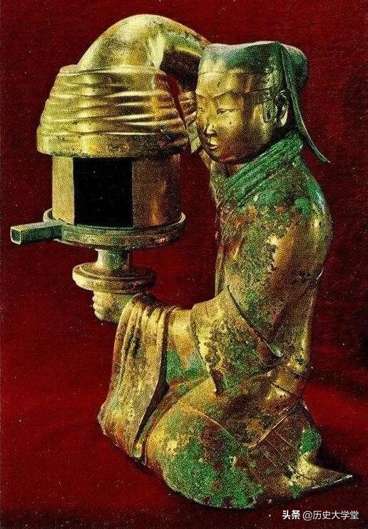 古时候没有电灯而采用油灯照明,古人夜晚照明用什么