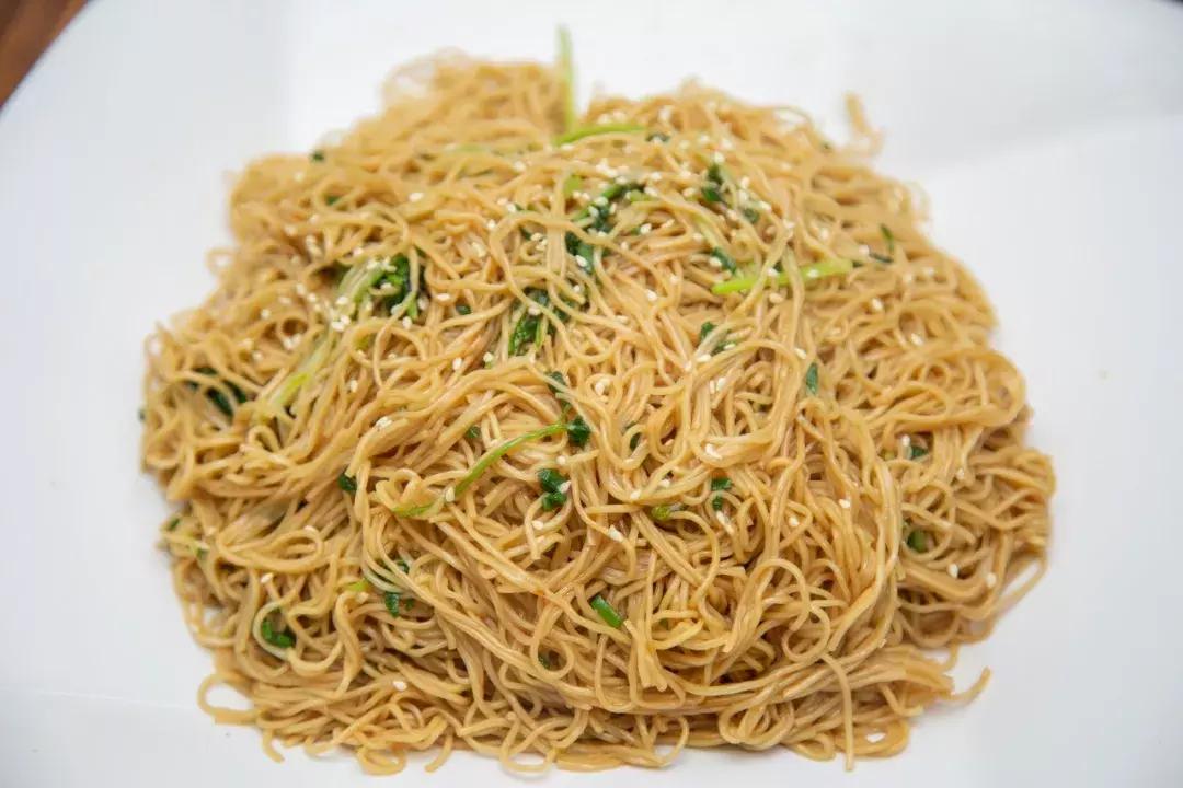 鍚嶉棬椋熷爞,闅愯棌鍦ㄤ竴鐗囧巶鍖轰箣涓殑楗爞