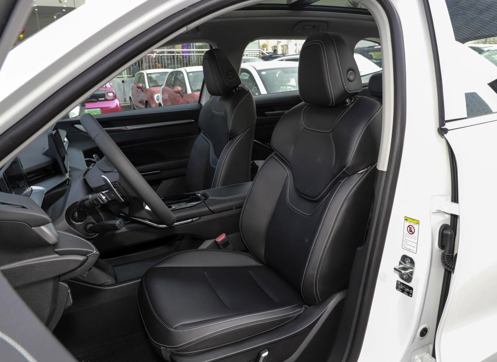 哈弗h6新款2.0t加多少机油,