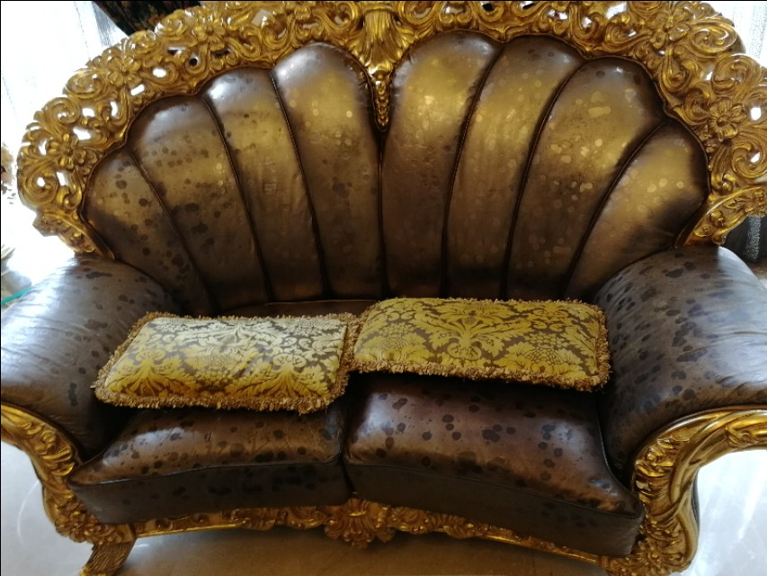 家里皮沙发掉皮了怎么办,家里沙发皮掉了一块怎么补