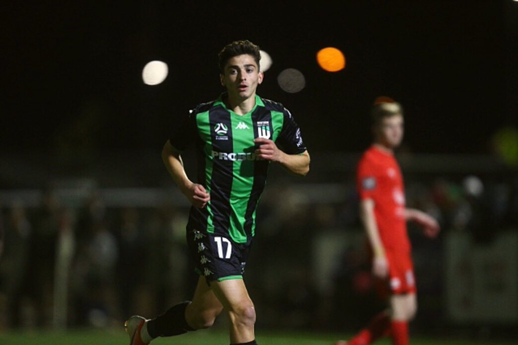 为什么足球运动员不能出柜,足球运动员为什么不能出柜