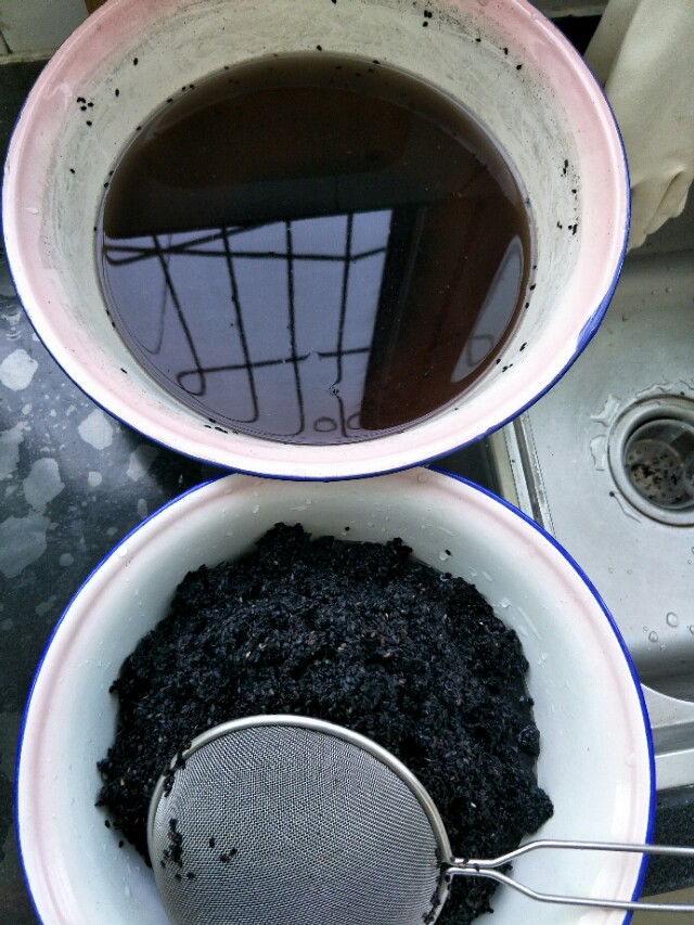 洗芝麻妙招,洗芝麻的小窍门