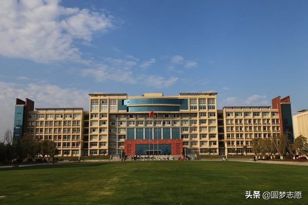 河南文科400到450分能报什么大学,高考志愿填报河南能报几个学校