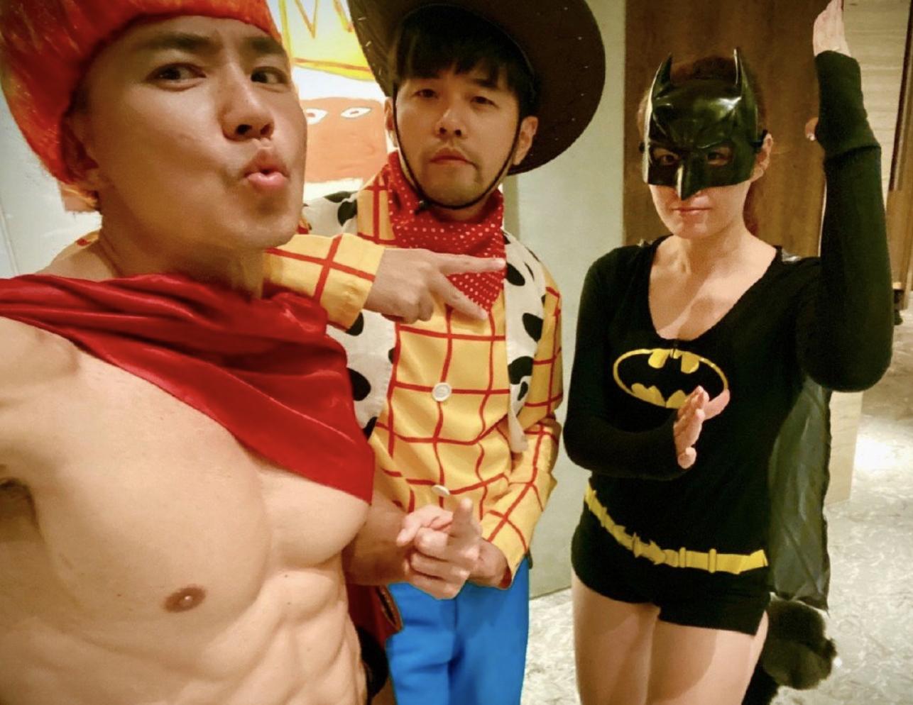 刘畊宏给周杰伦刷奶茶礼物,周杰伦生日照顾刘畊宏