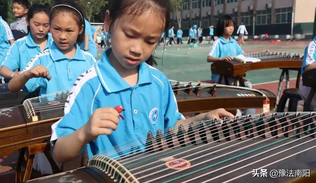 建党百年学校组织的迎七一活动,邓州市庆祝建党100周年活动选拔赛