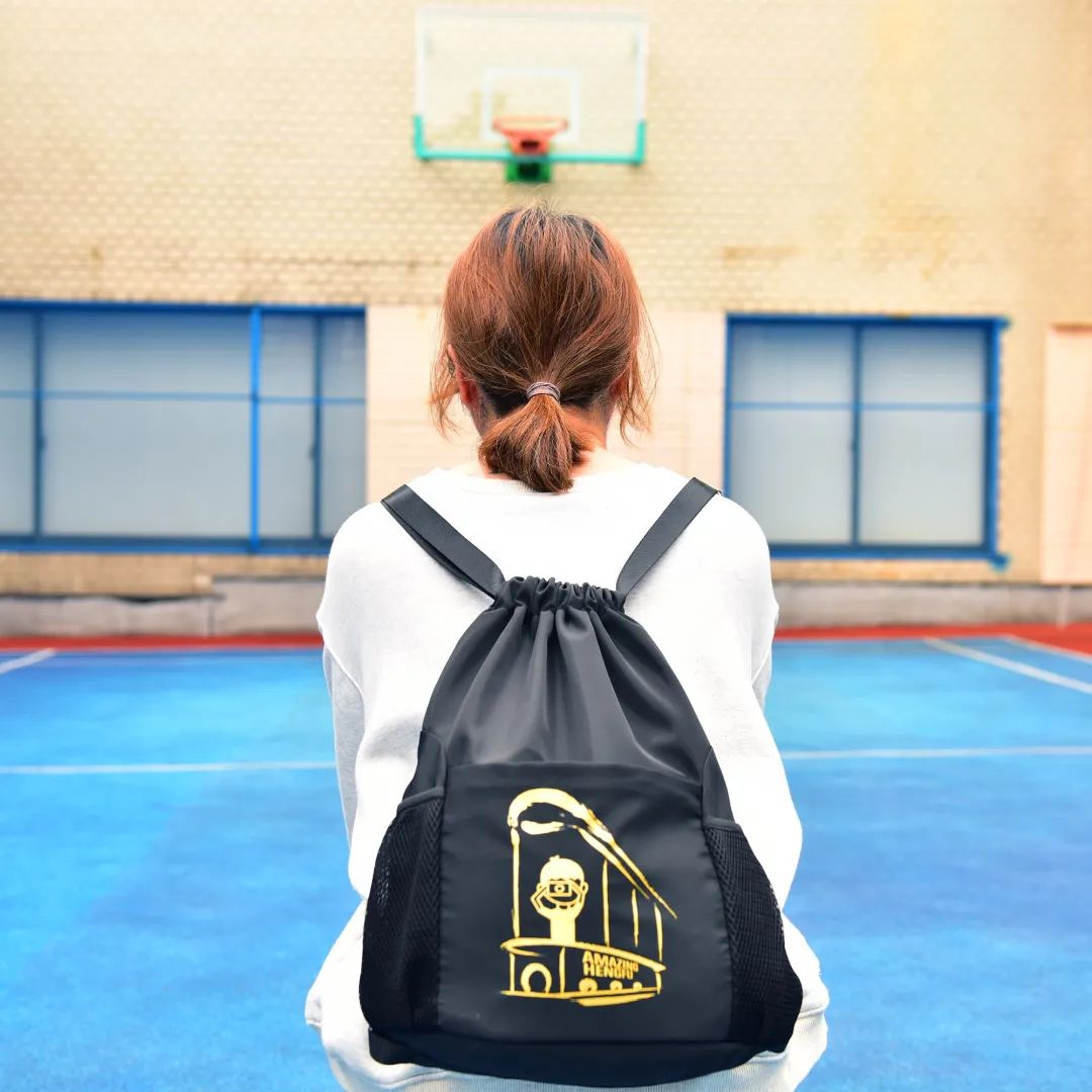 人从众篮球馆三阳广场,人从众体育中心南岸球馆