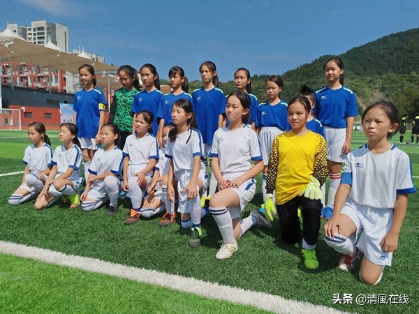 丹江口市凉水河镇小学足球赛图片,丹江口市浪河小学足球队比赛时刻