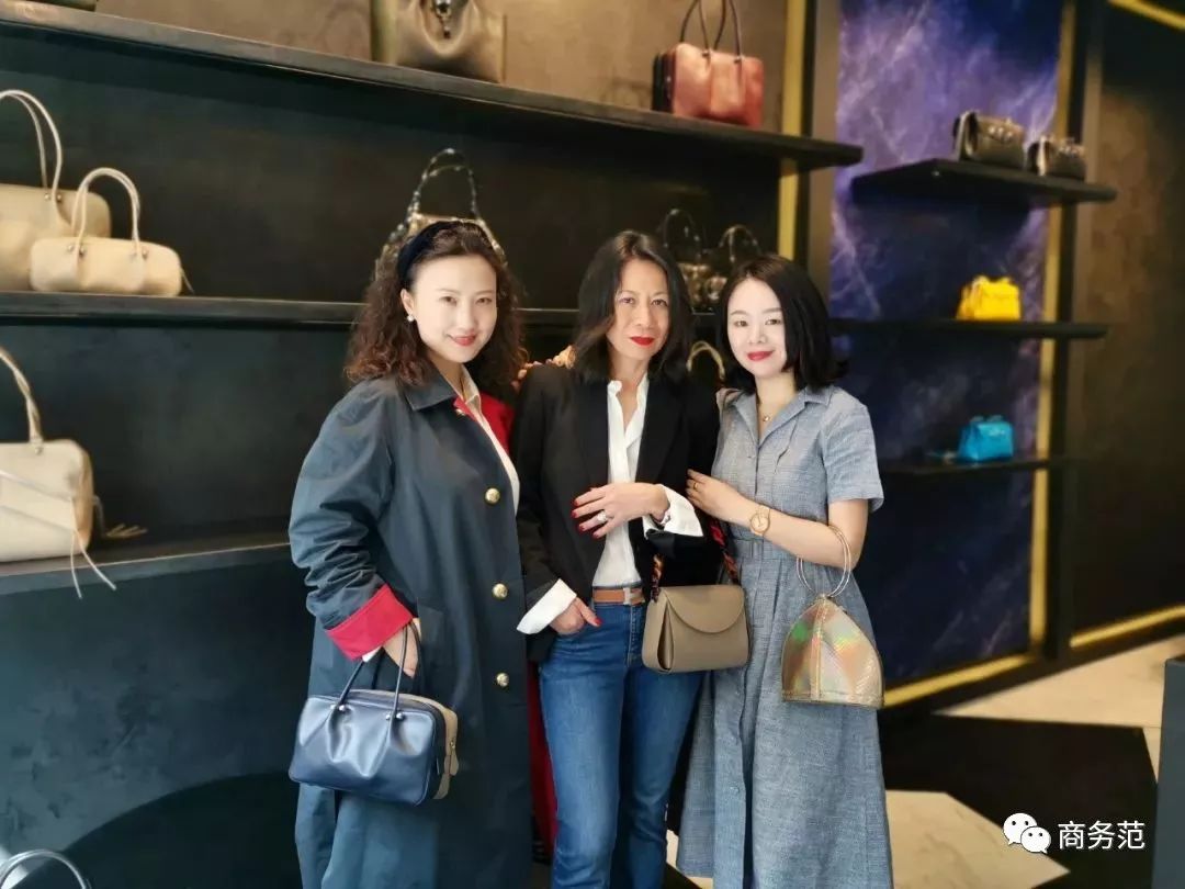 包女高级感轻奢上档次ysl,ysl腋下包轻奢小众高级感