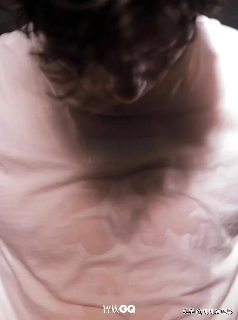 李嗣镕帅气足球视频,李嗣镕踢球视频照片