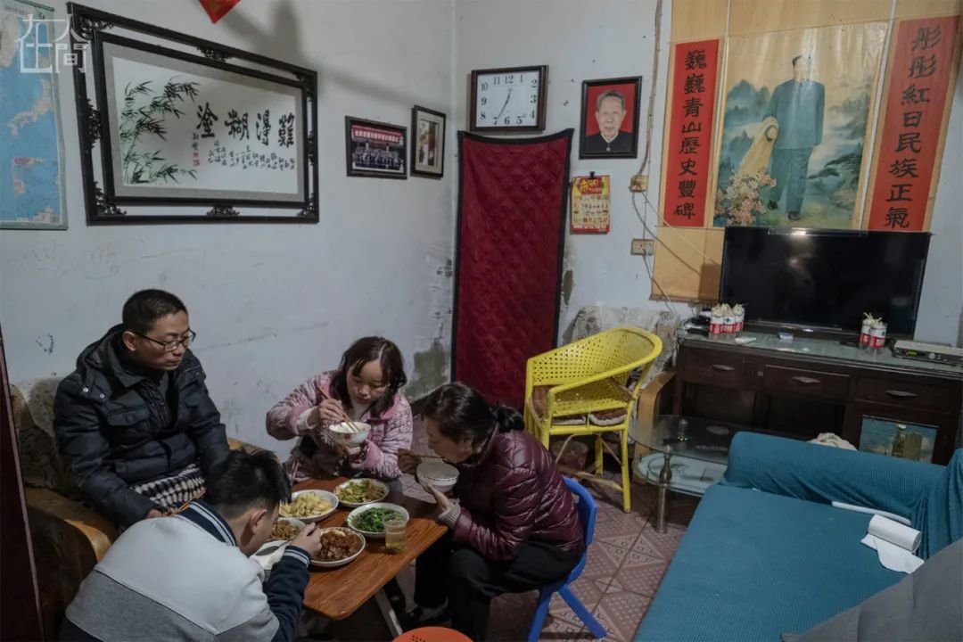 失踪20年女警找到儿子,女警寻找失踪儿子二十年