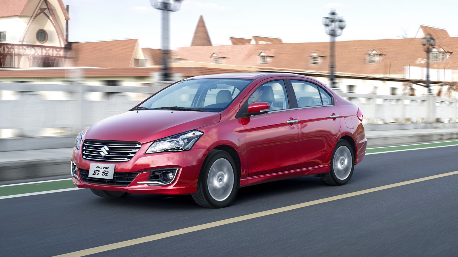 11年款的日系车商务车,11款丰田日系车