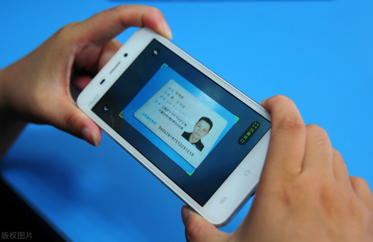 冒充支付宝借呗下调利率行骗套路,支付宝客服打电话说学生贷