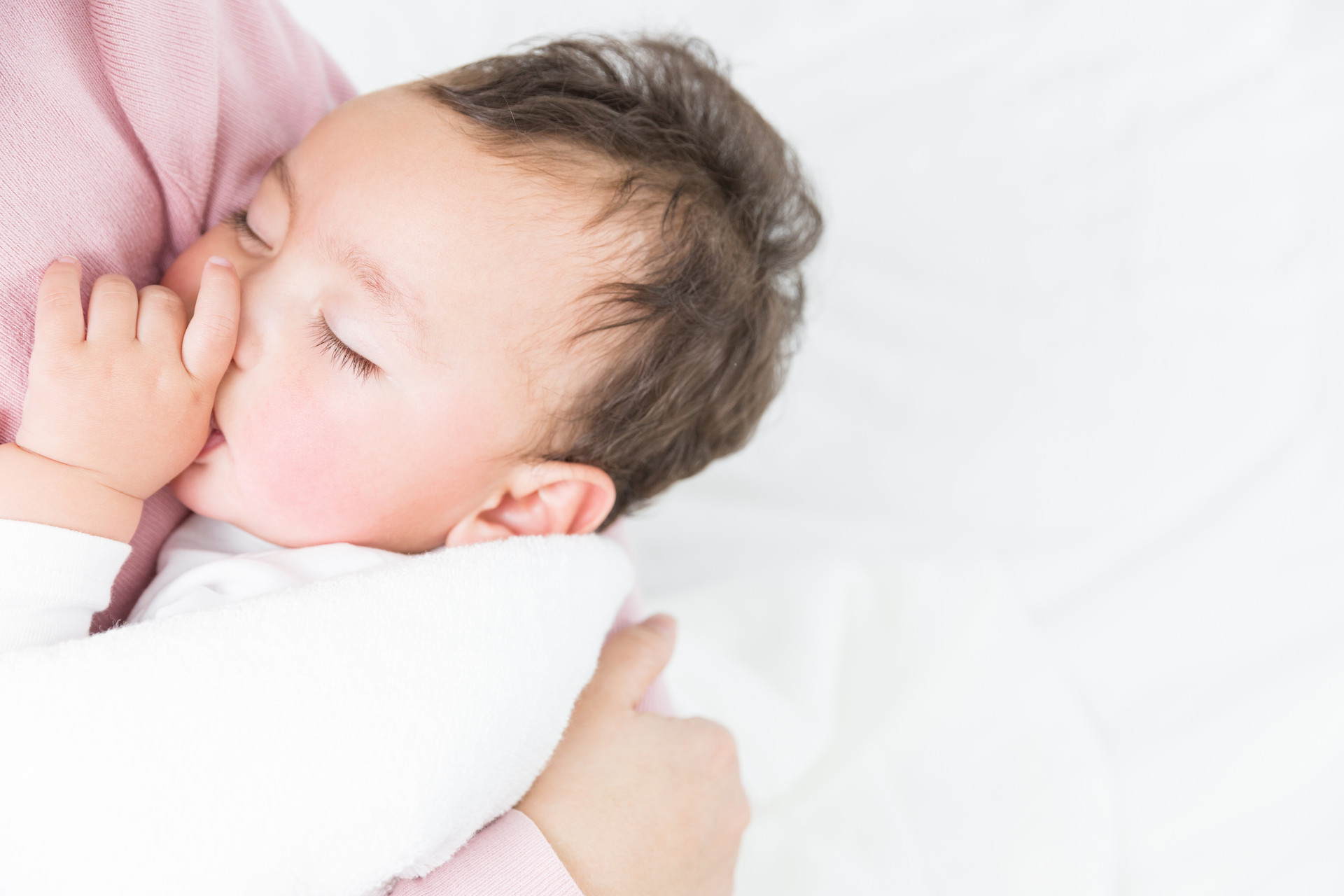 宝宝身上这四个部位越脏越健康,宝宝身上脏脏的怎么去掉