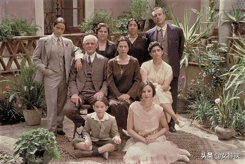 美艳女明星筹拍七年，被迫全裸出演，成就奥斯卡传奇女性电影