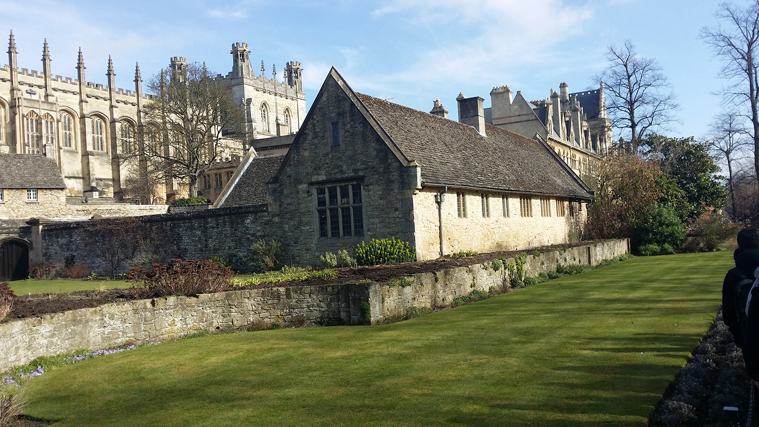 去英国牛津大学留学需要什么条件,英国留学生申请牛津研究生