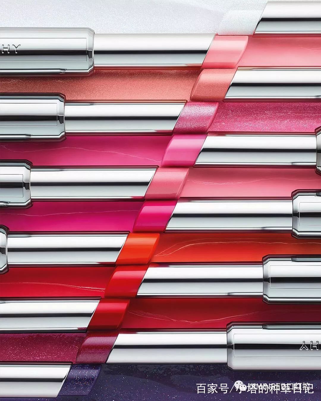 美女化妆涂口红高清自拍,99%的女生涂口红都会犯这个错误