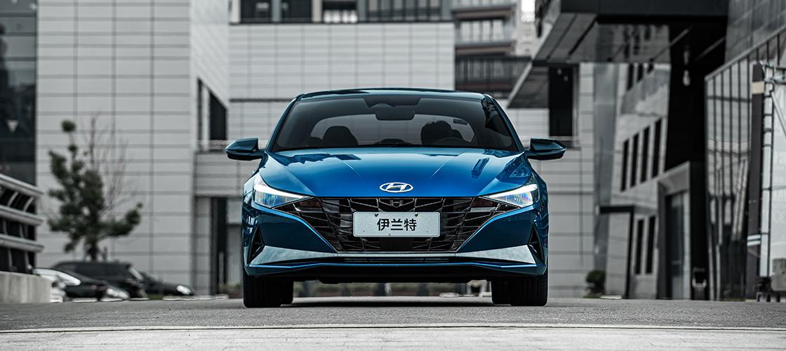 七代伊兰特和朗逸哪个更值得买,七代伊兰特和卡罗拉哪个更值得买