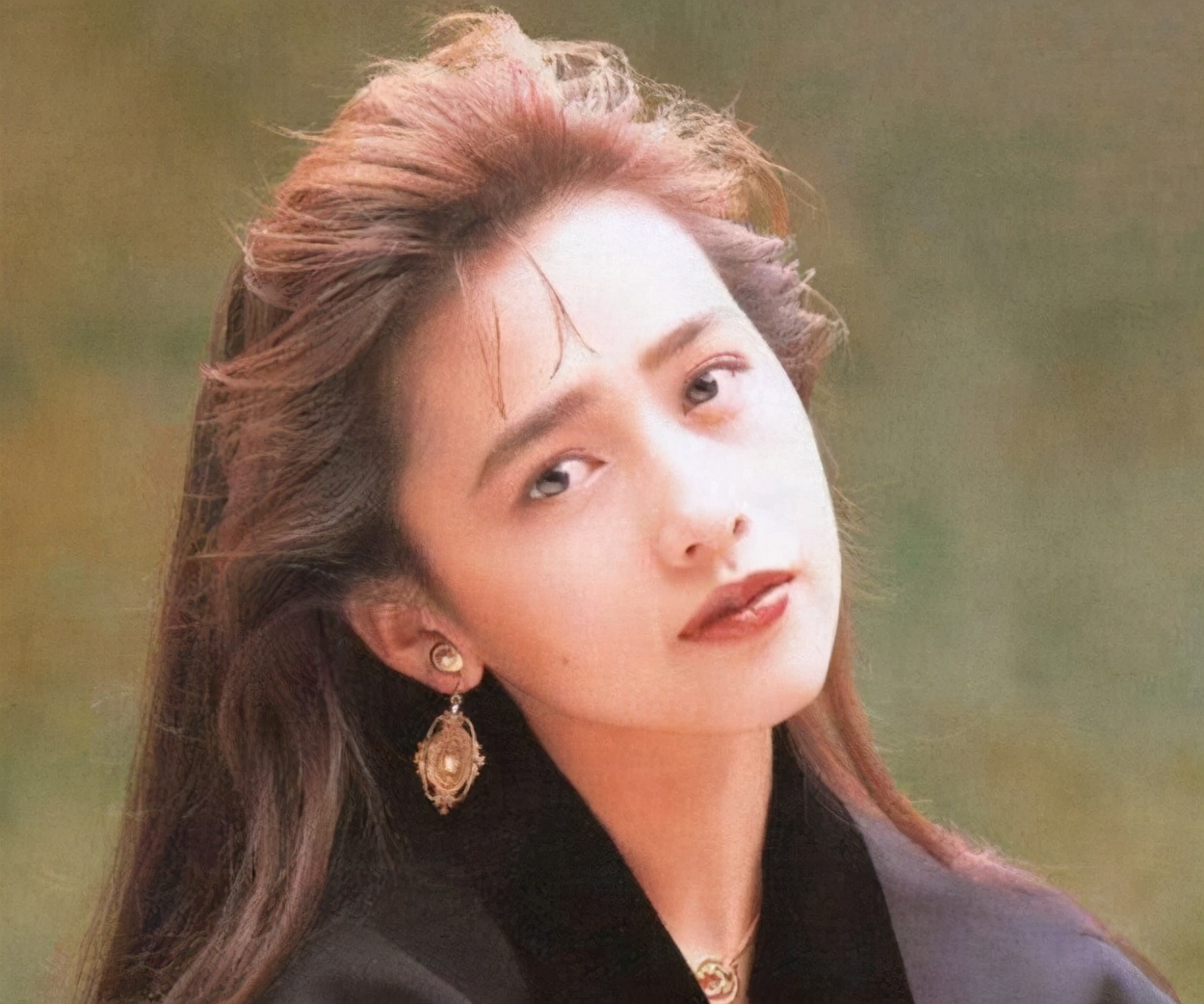 木村拓哉微博晒结婚照,木村拓哉为老婆庆生晒玫瑰花