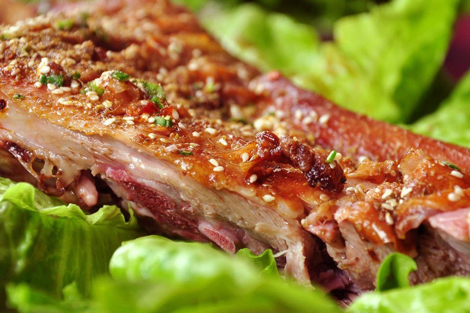 内蒙古哪的羊肉最好吃,内蒙古的羊肉为什么羊膻味重