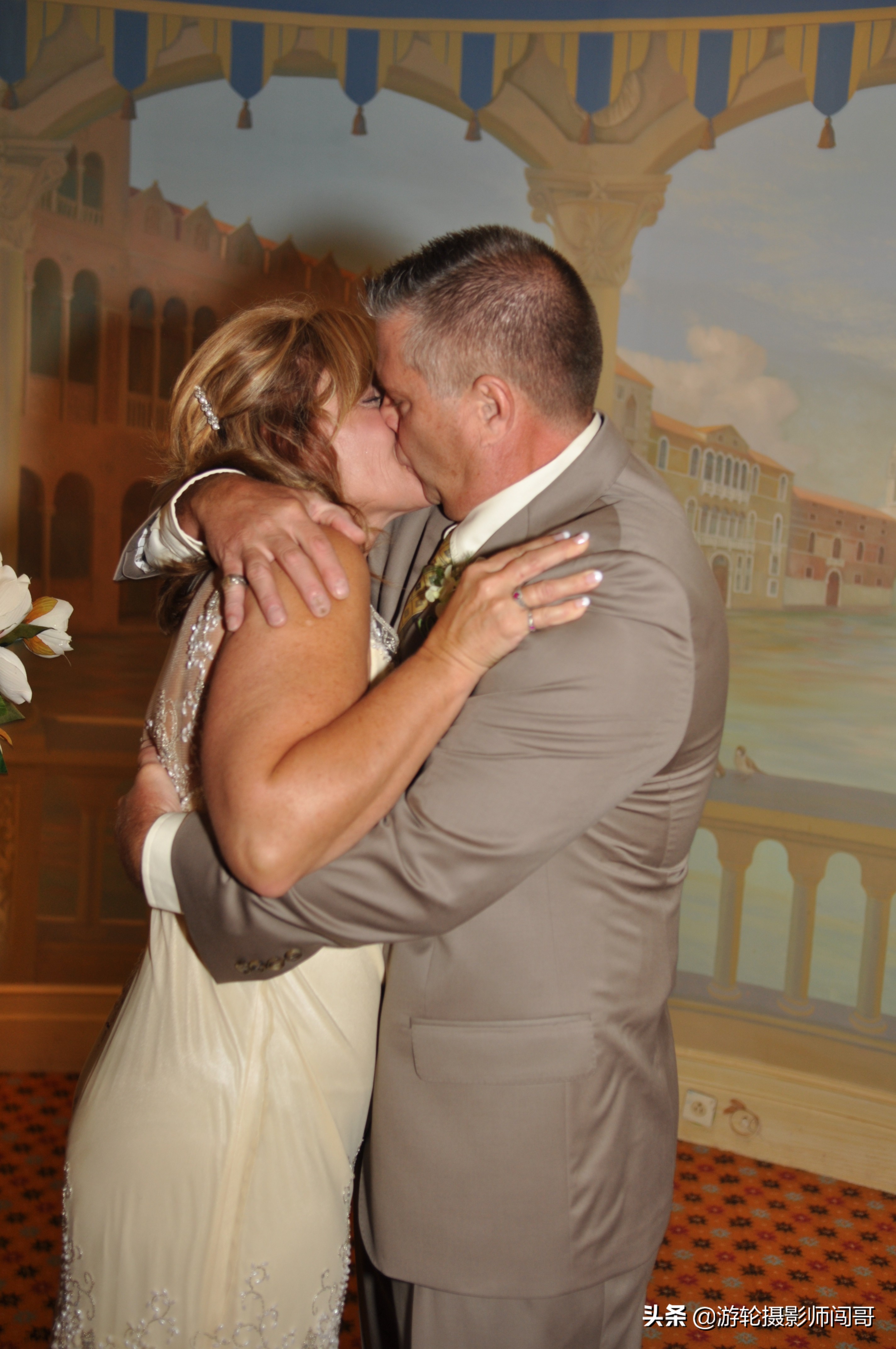 游轮上的婚纱照风格是什么,海上豪华游轮婚礼