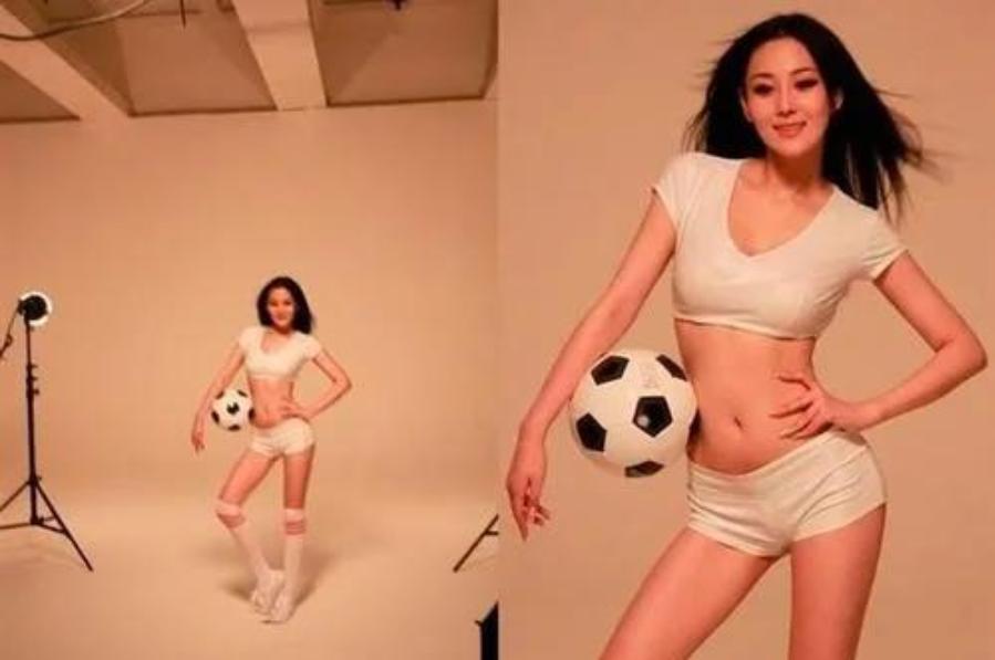 张馨予早期足球宝贝,微博之夜张馨予大黑牛