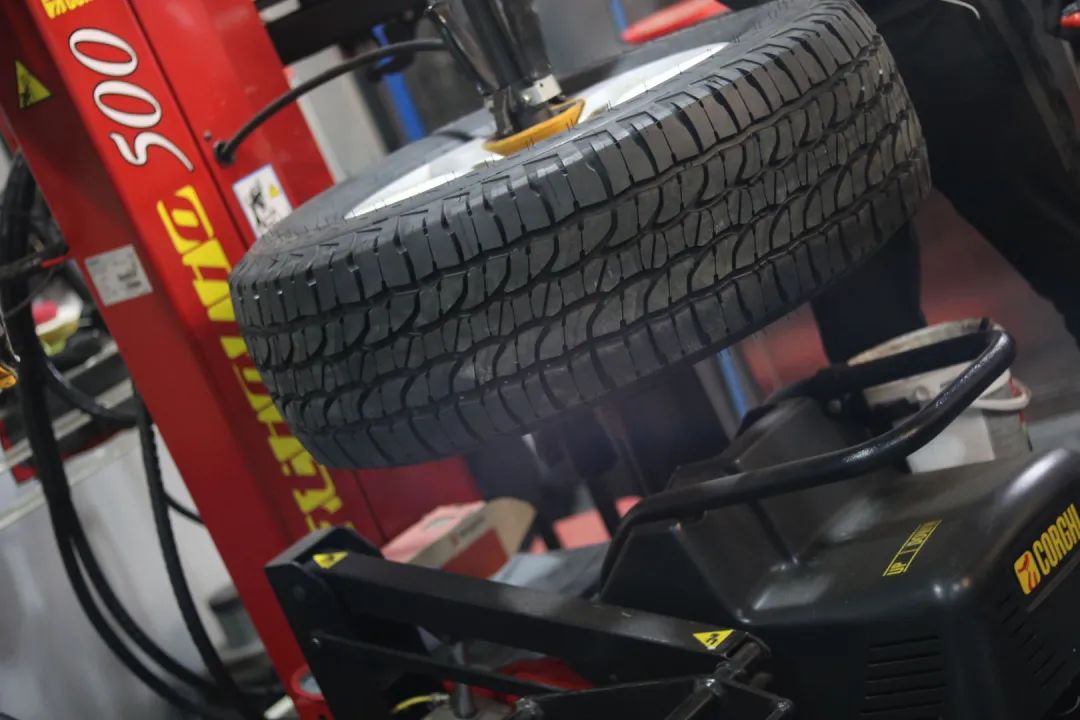 老车修复：翻新一辆破旧不堪的帕杰罗V93，还想再战十年工地