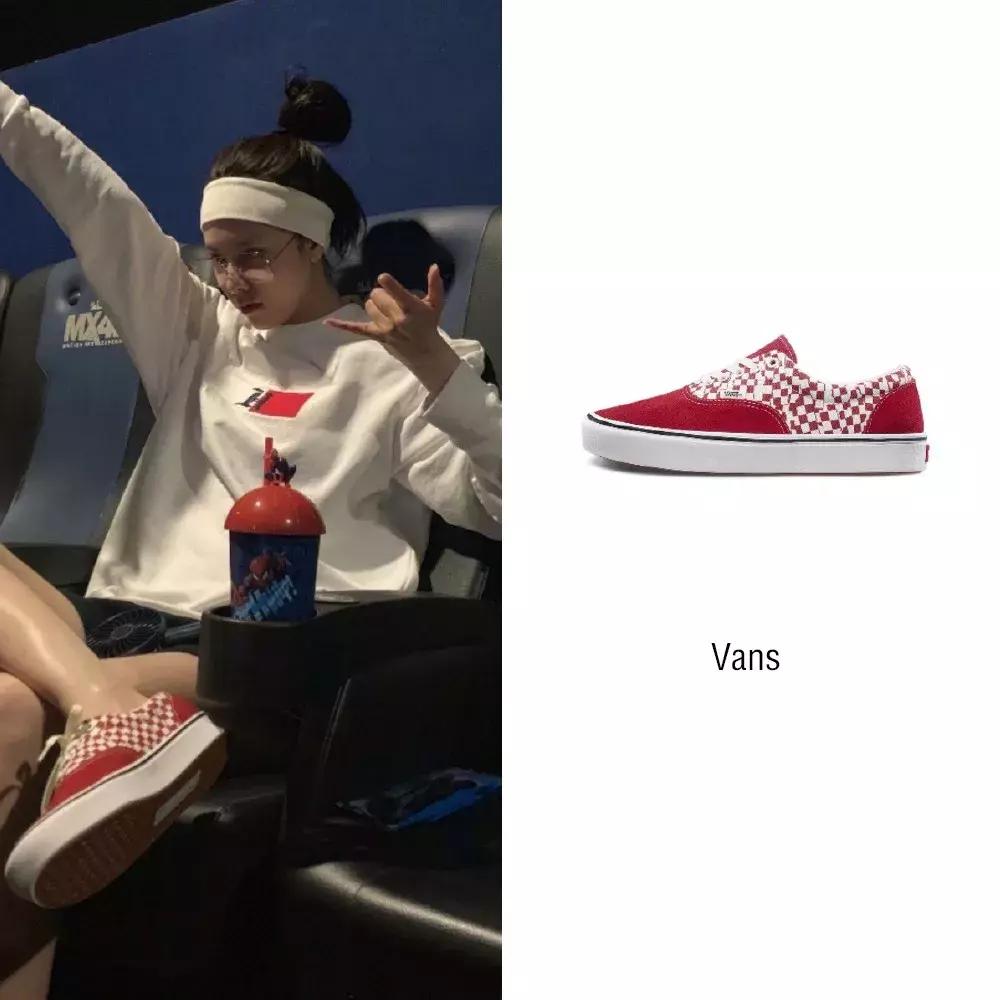 宋妍霏潮流主理人穿搭,王鹤棣桃花坞花衬衫走秀宋妍霏