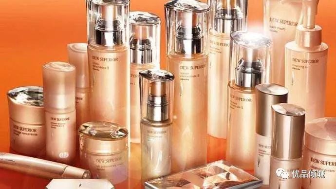 日本牌子黑色包装化妆品,日本著名的老牌化妆品牌