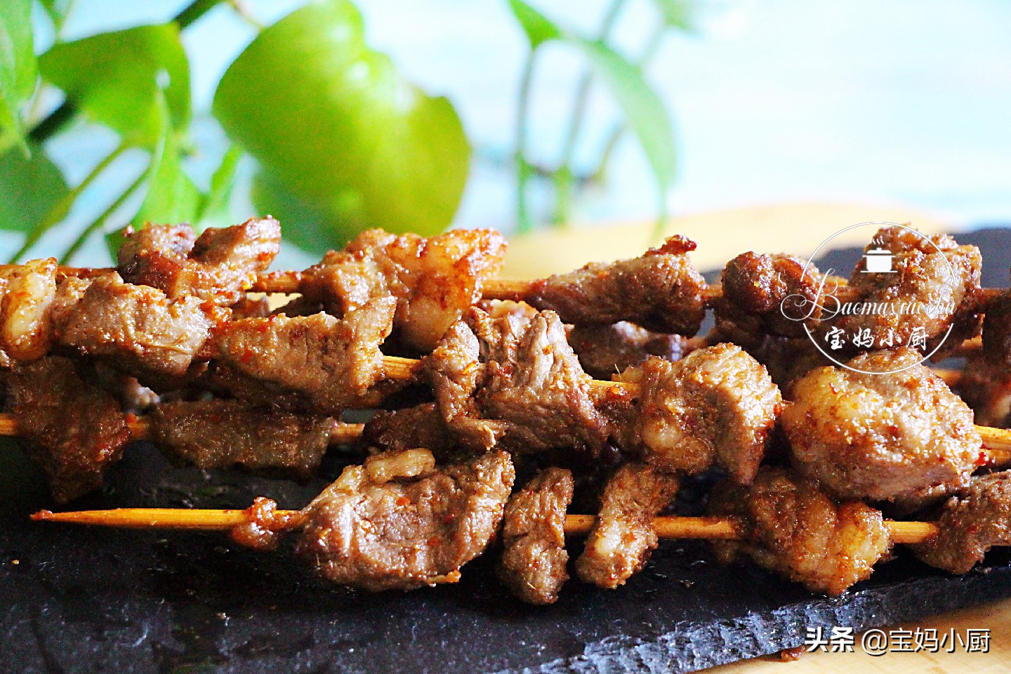 自己在家烤羊肉串怎么个流程,烤羊肉串去腥味最简单最好方法