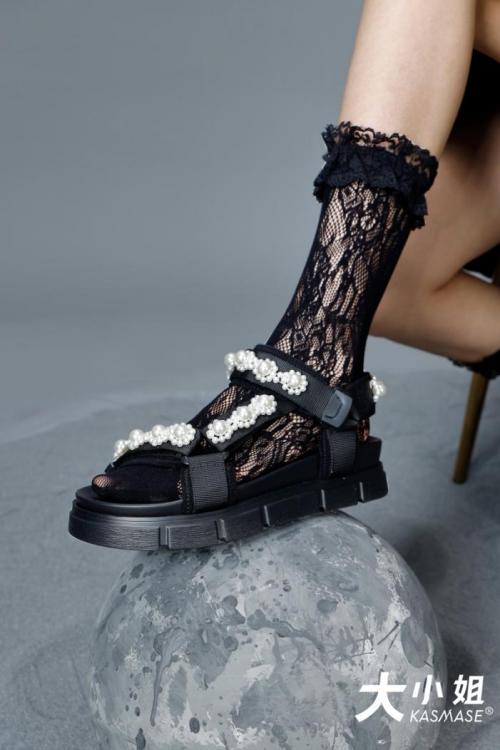 消费升级创造细分品类新王者，Kasmase大小姐引领大码女鞋新发展