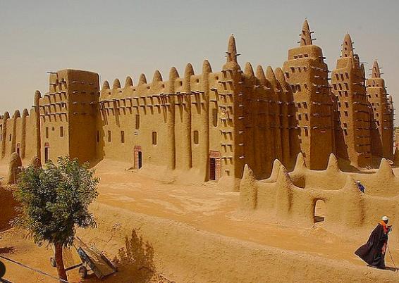 真狂野！10种土房子里的原味非洲