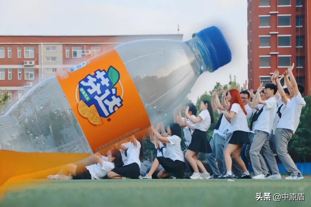 大片来袭！河南各高校凹造型毕业照绝对惊艳到你