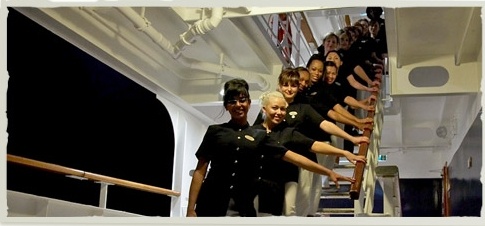 在豪华游轮上工作是什么体验,在国际邮轮工作靠谱吗