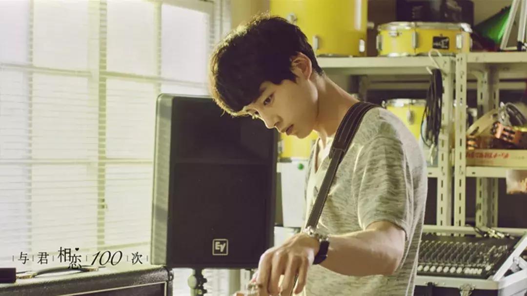 夏天清爽的男生,夏天清新日系男生