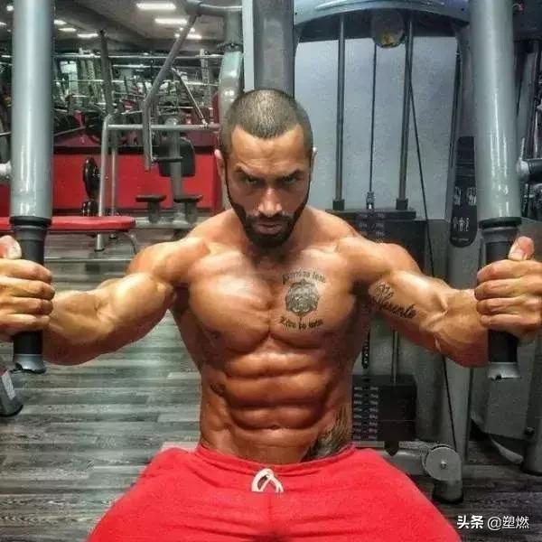 健身喝乳清蛋白还是酪蛋白,健身补剂套餐白金乳清蛋白粉