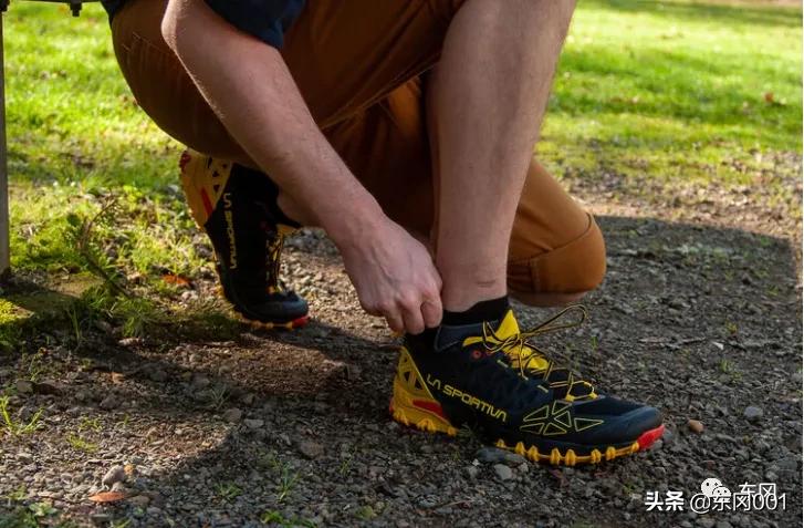 2023新款男士户外越野跑鞋,2022年男款跑步鞋推荐