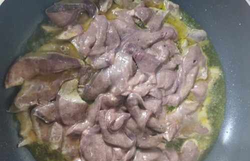 土匪猪肝香辣开胃下酒又下饭,香辣猪肝湖南特产麻辣零食的做法