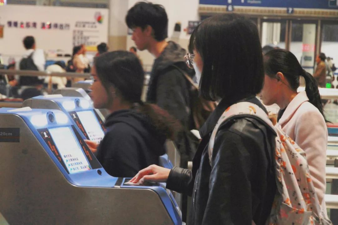 桂林平乐 | 拼手速！2020年春运首日火车票明天开售！