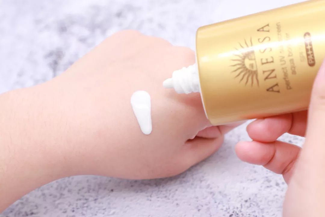 防晒口碑最好的国货防晒霜,公认的十大好评防晒