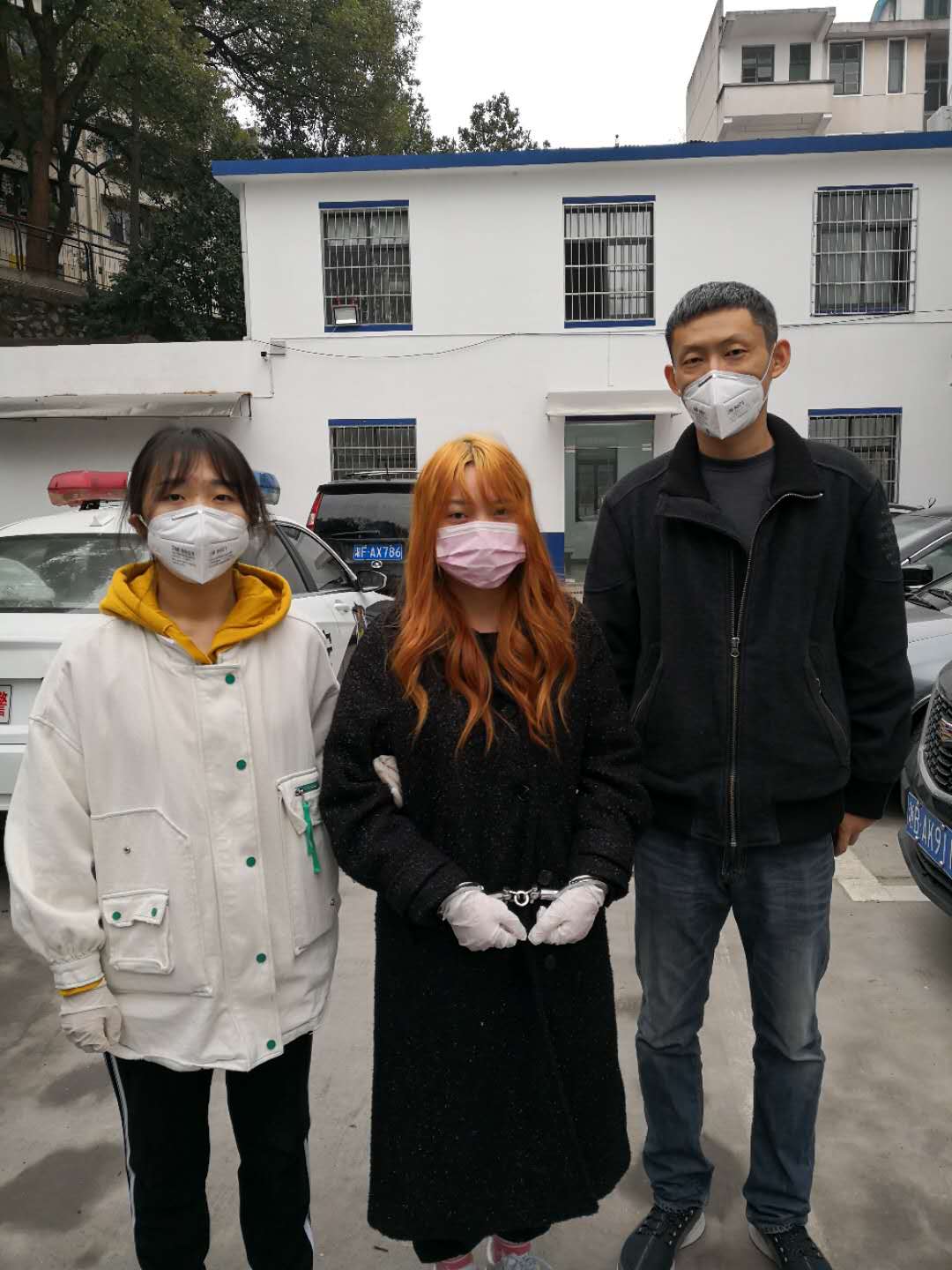 朋友圈卖口罩被捕,朋友圈非法贩卖口罩