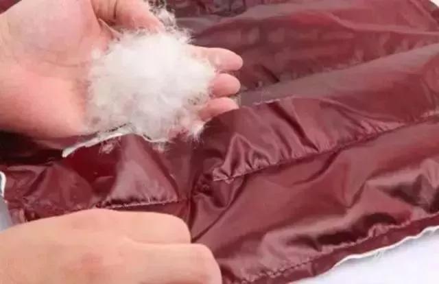 羽绒服干洗剂轻松解决,羽绒服干洗剂免洗家庭小妙招