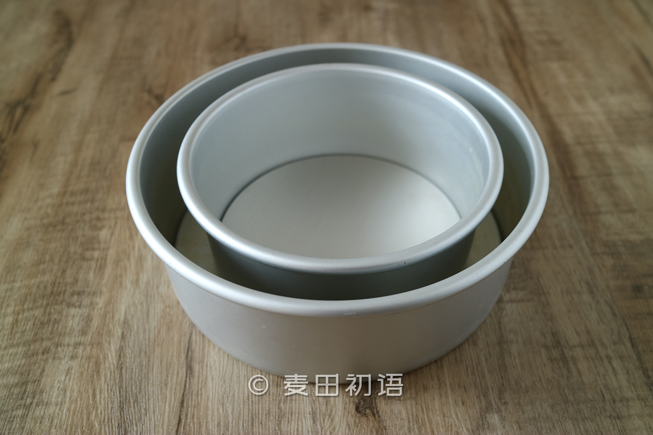 烘焙模具选哪种材料,烘焙工具别乱买这些才是真的实用