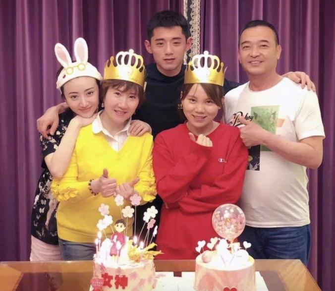 “藏獒”张继科的*艳猎**史,球场射手用在情场并未见效,33岁仍单身