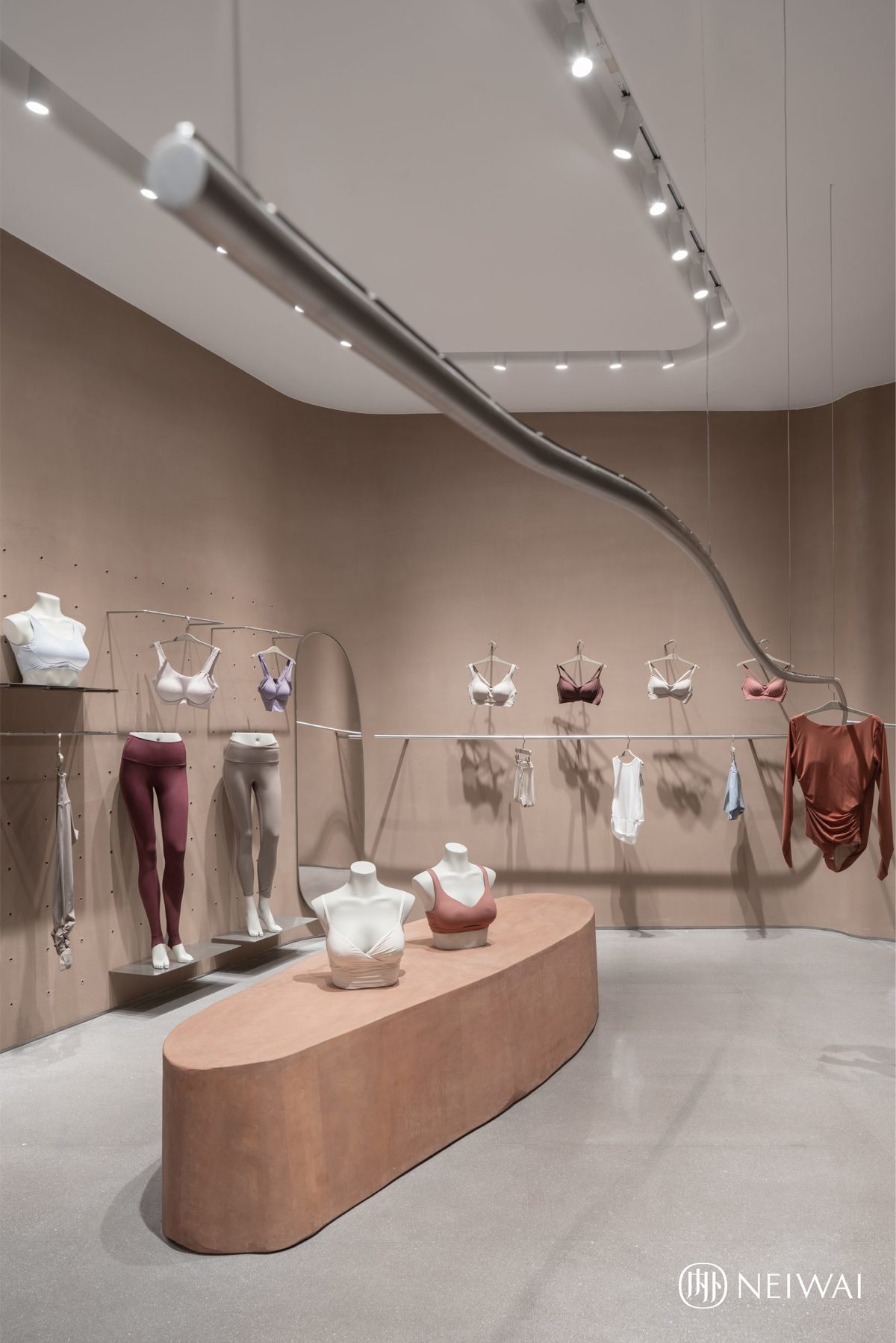 内外品牌旗舰店,内外奥莱旗舰店