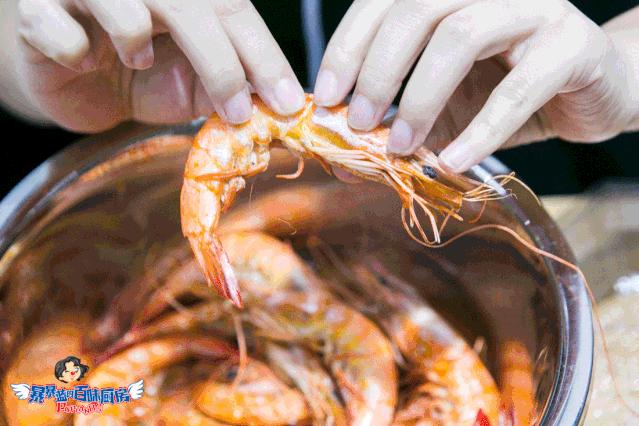 这是什么神仙超市？万象城的品质堪比五爱的价格！奶茶1元喝