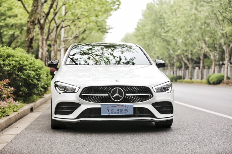 奔驰cla260帅气视频,奔驰cla200猎跑版